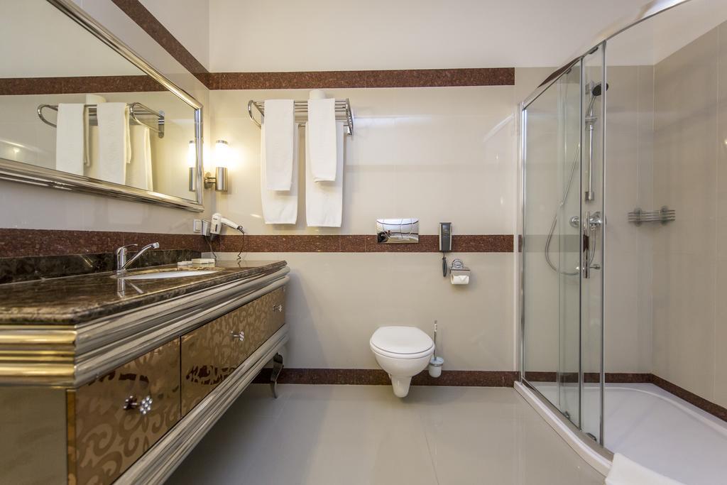Hotel Golebiewski Wisła Esterno foto