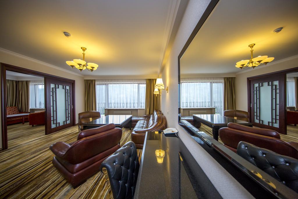 Hotel Golebiewski Wisła Esterno foto