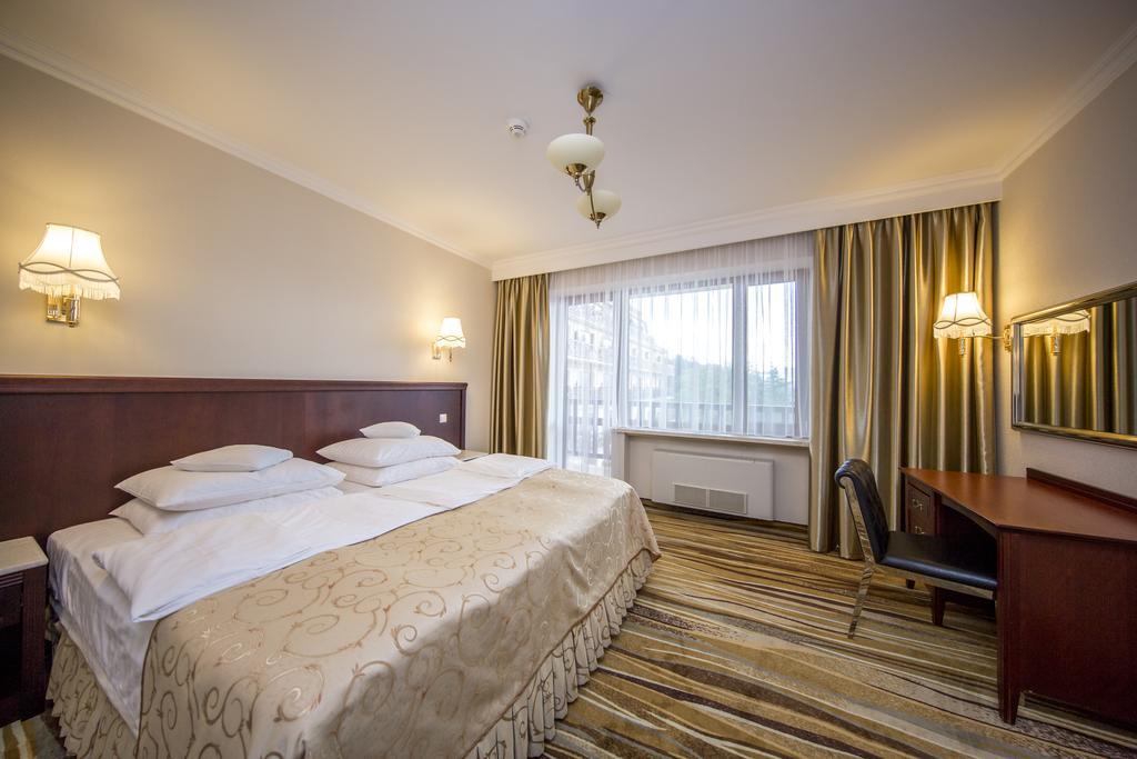 Hotel Golebiewski Wisła Esterno foto