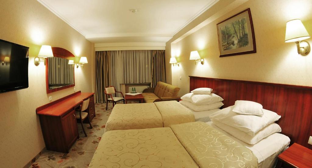 Hotel Golebiewski Wisła Esterno foto